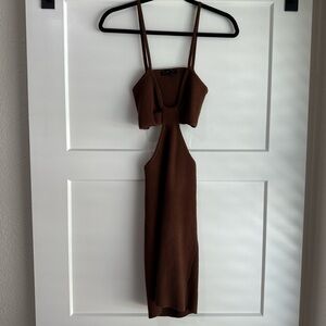Brown cutout midi dress Size L